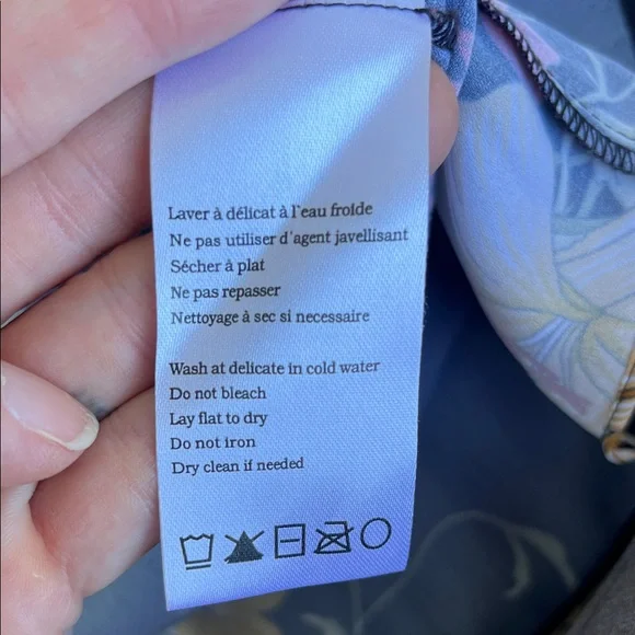 Like new Charlie Black Floral Long Sleeve blouse - Picture 15 of 15